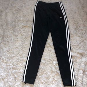 ADIDAS: joggers